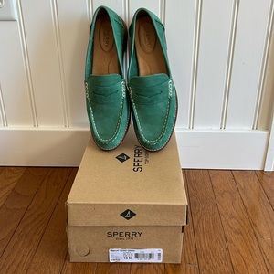 Women’s Sperry Seaport Loafer New- Never Worn